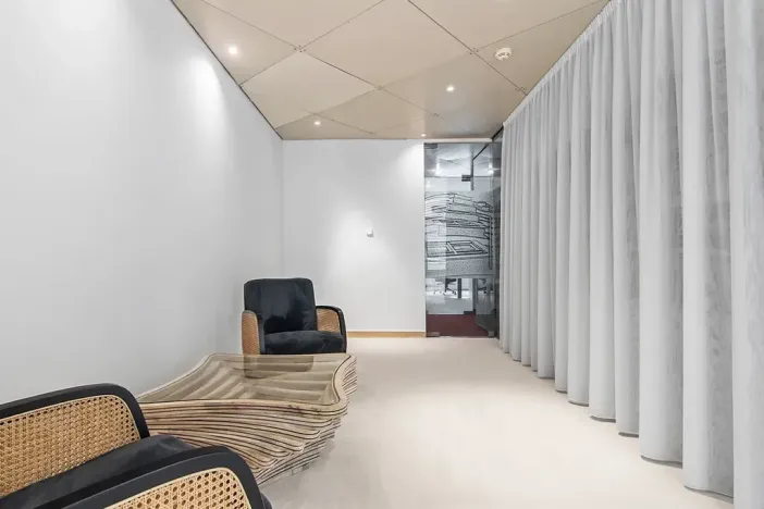 Pronájem kanceláře, Praha - Nové Město, Jiráskovo náměstí, 50 m2