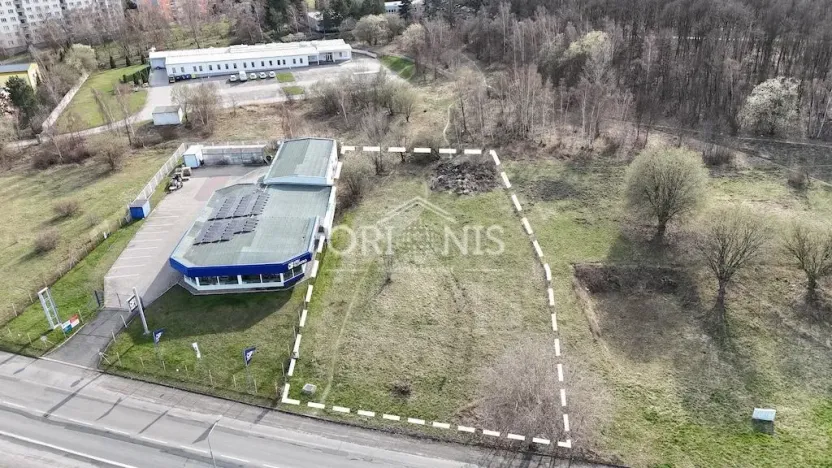 Prodej komerčního pozemku, Chomutov, 2421 m2