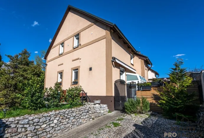 Prodej rodinného domu, Praha, Nad Zlíchovem, 182 m2