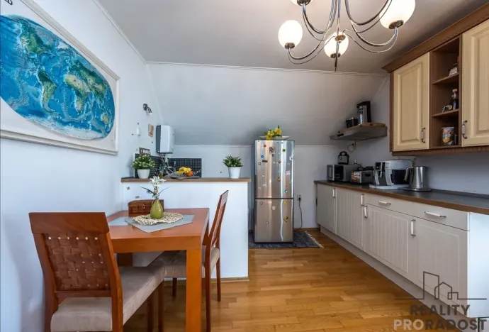 Prodej rodinného domu, Praha, Nad Zlíchovem, 182 m2