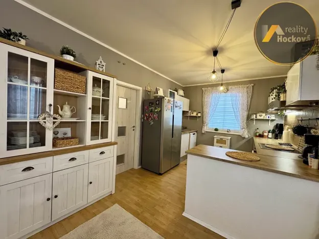 Prodej rodinného domu, Postřižín, Šípková, 155 m2