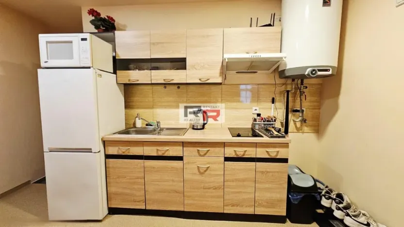 Pronájem pokoje, Olomouc, 8. května, 17 m2