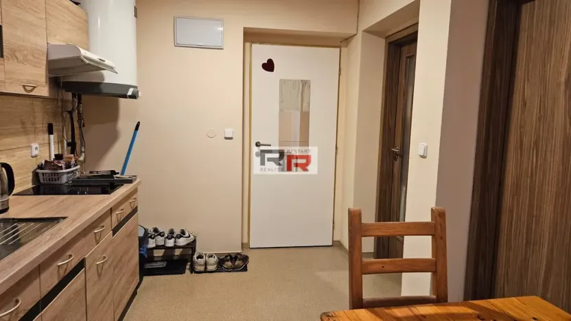 Pronájem pokoje, Olomouc, 8. května, 17 m2