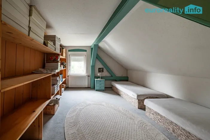 Prodej rodinného domu, Lesná - Háje, 178 m2