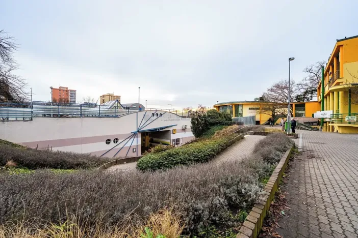 Prodej pozemku pro bydlení, Praha - Hloubětín, Mochovská, 901 m2