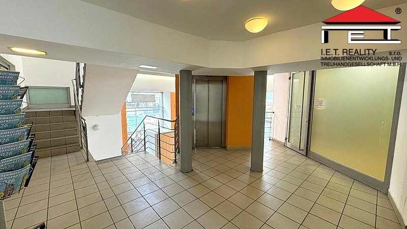 Pronájem obchodního prostoru, Brno, Masarykova, 30 m2