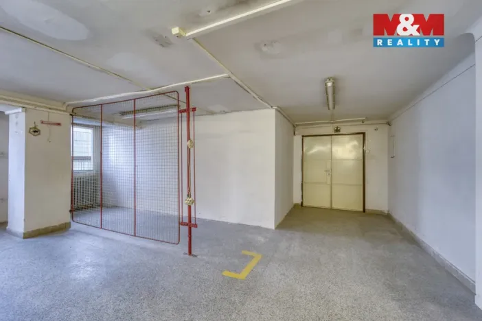 Pronájem obchodního prostoru, Plzeň - Východní Předměstí, Americká, 1603 m2