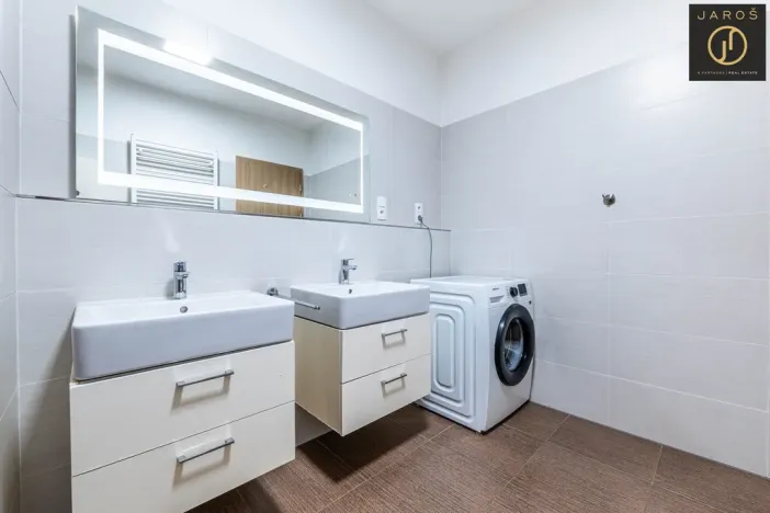 Pronájem bytu 3+kk, Praha - Malešice, Nad úžlabinou, 130 m2