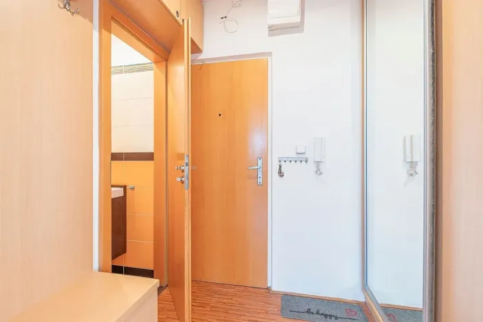 Pronájem bytu 4+1, Plumlov, 9. května, 69 m2