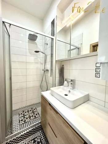 Pronájem bytu 3+kk, Praha - Libeň, V Holešovičkách, 70 m2