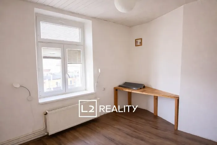 Pronájem bytu 3+1, Praha - Smíchov, Štefánikova, 124 m2