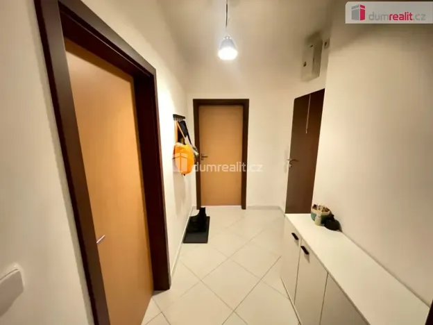 Pronájem bytu 2+kk, Praha - Stodůlky, Svitákova, 57 m2