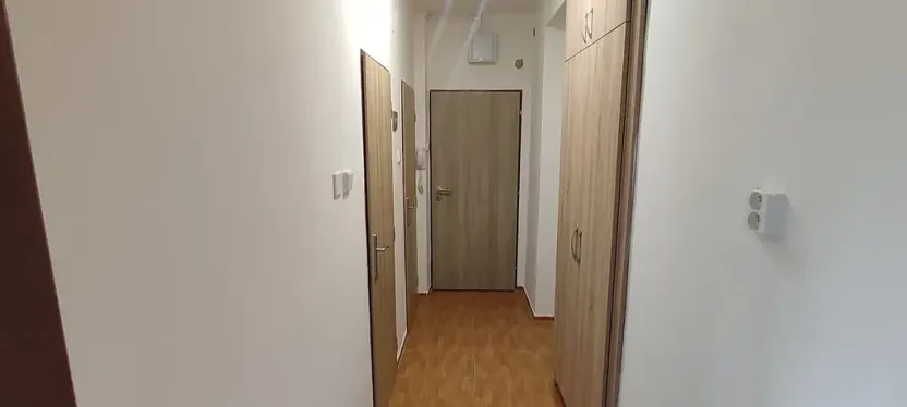 Pronájem bytu 2+1, Cheb, Kasární náměstí, 56 m2