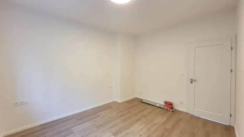 Pronájem bytu 3+kk, Praha - Podolí, Jeremenkova, 53 m2