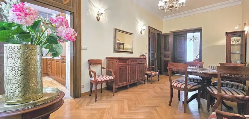 Prodej bytu 3+1, Praha - Malá Strana, Petřínská, 102 m2