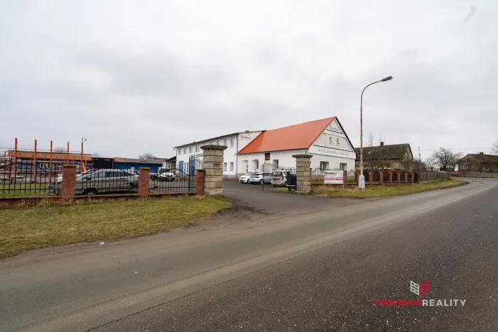 Pronájem kanceláře, Hradec Králové - Rusek, Černilovská, 243 m2