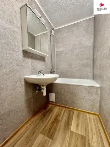 Pronájem bytu 1+kk, Praha - Modřany, Pejevové, 30 m2