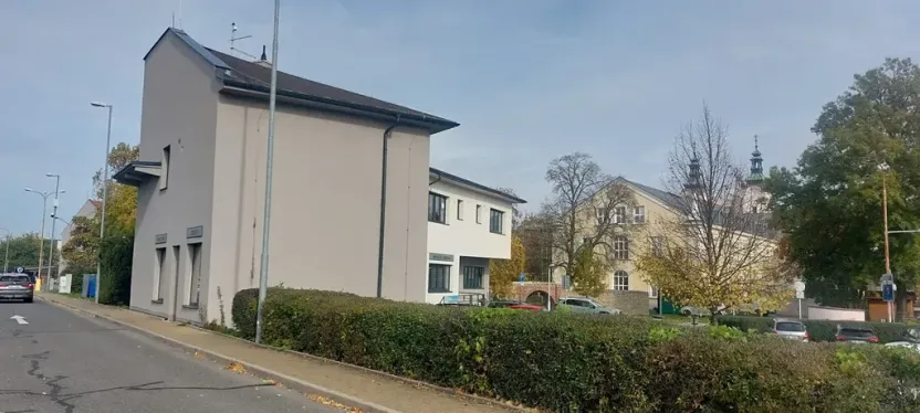 Pronájem obchodního prostoru, Uherské Hradiště, Stojanova, 76 m2