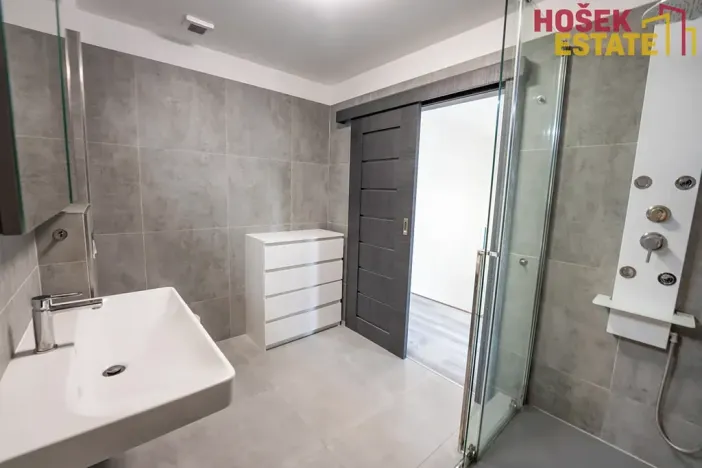 Prodej rodinného domu, Holubice, 93 m2