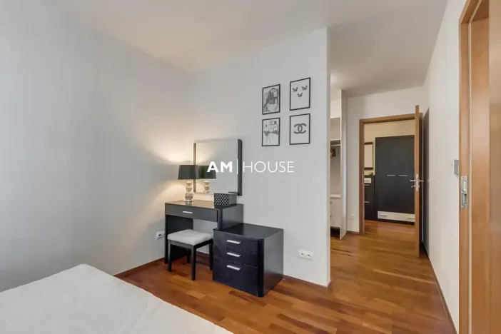 Pronájem bytu 2+kk, Praha - Žižkov, Ke kapslovně, 72 m2