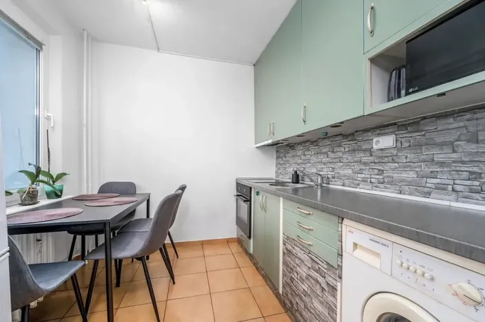 Prodej bytu 3+1, Praha - Prosek, Bohušovická, 55 m2