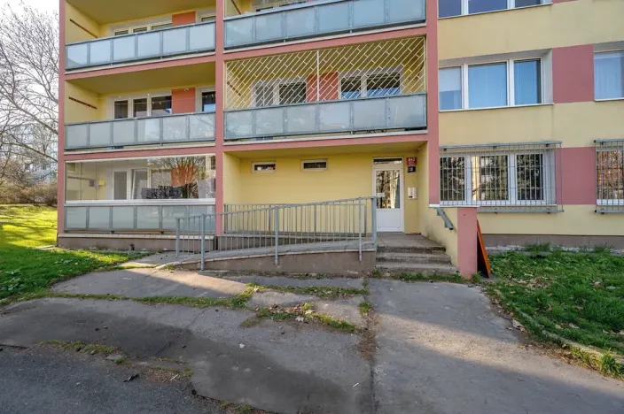 Prodej bytu 3+1, Praha - Prosek, Bohušovická, 55 m2