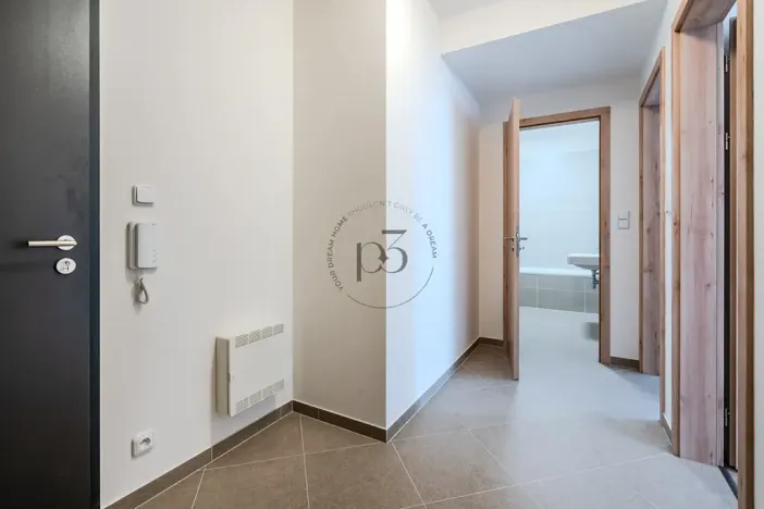 Pronájem bytu 2+kk, Praha - Prosek, Čakovická, 43 m2