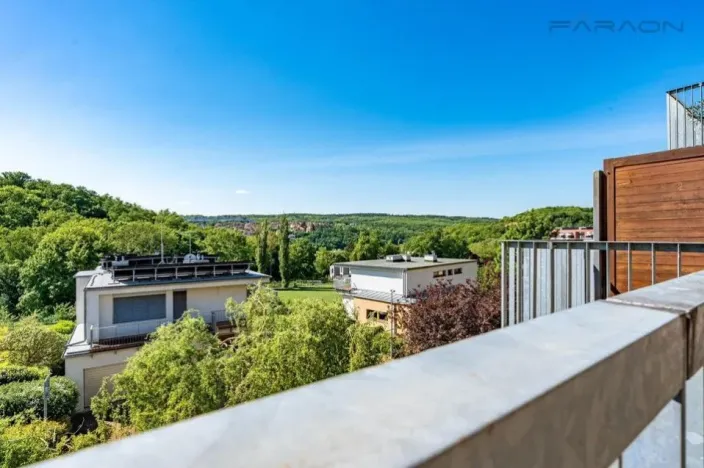 Pronájem bytu 2+kk, Praha - Smíchov, Na Císařce, 81 m2