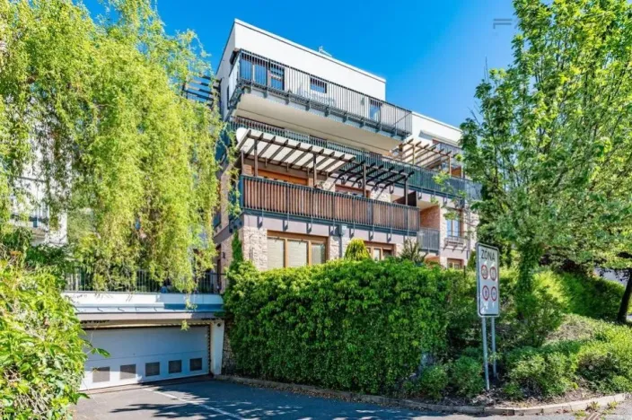 Pronájem bytu 2+kk, Praha - Smíchov, Na Císařce, 81 m2