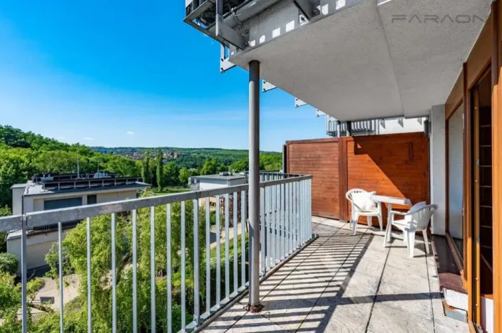 Pronájem bytu 2+kk, Praha - Smíchov, Na Císařce, 81 m2