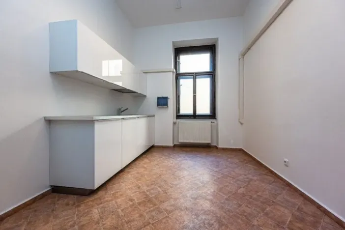 Pronájem kanceláře, Praha - Nové Město, Na struze, 212 m2