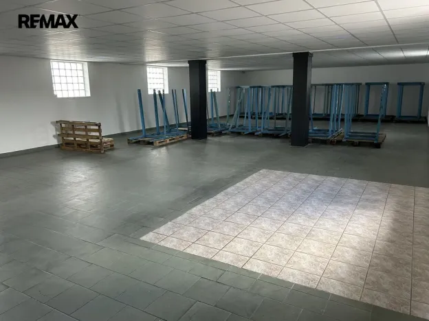 Pronájem skladu, Hradec Králové - Slezské Předměstí, Vážní, 430 m2