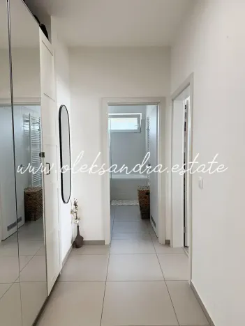 Prodej bytu 2+kk, Praha - Hloubětín, Saarinenova, 52 m2