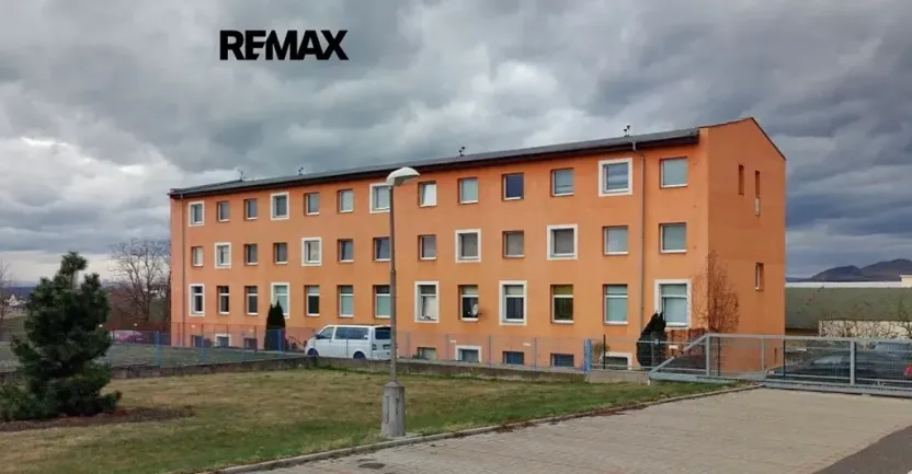 Pronájem bytu 1+kk, Louny, U Zastávky, 34 m2