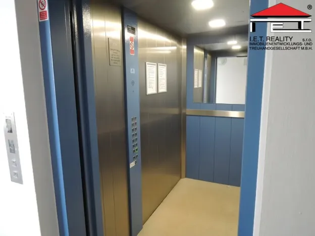 Pronájem bytu 3+1, Praha - Vokovice, Vokovická, 74 m2