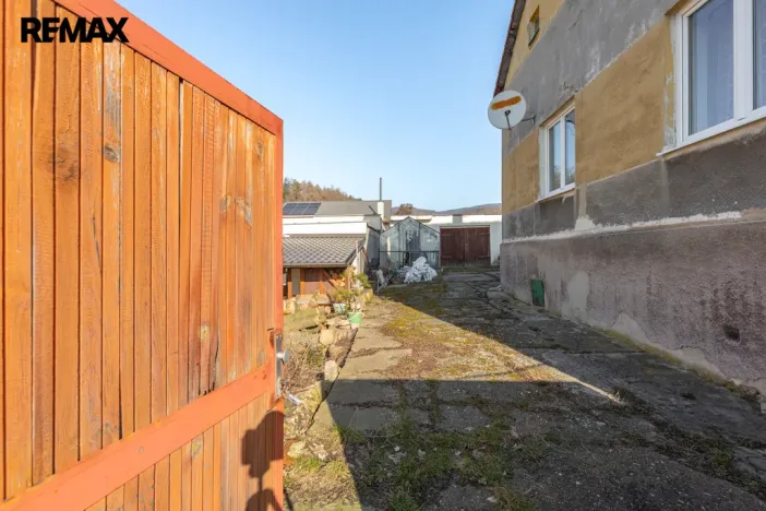 Prodej rodinného domu, Lom, Podkrušnohorská, 220 m2