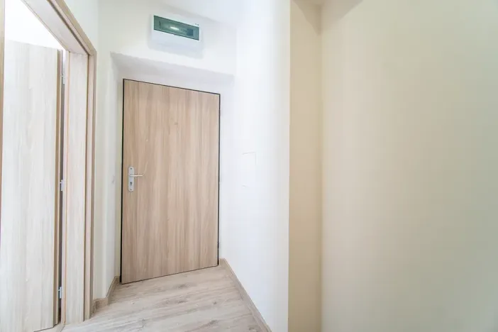 Pronájem bytu 1+1, Praha - Libeň, Pod Labuťkou, 40 m2