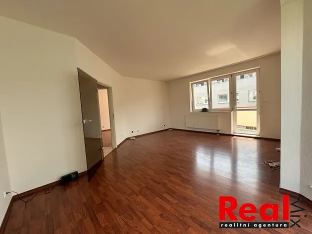 Prodej bytu 2+kk, Brno - Žabovřesky, Junácká, 75 m2