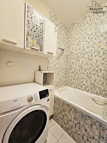 Pronájem bytu 2+kk, Brno, Haškova, 53 m2