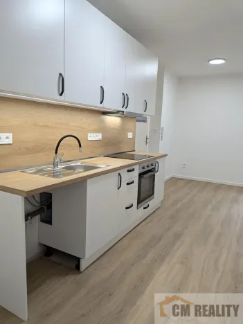 Pronájem bytu 1+kk, Prostějov, Komenského, 24 m2