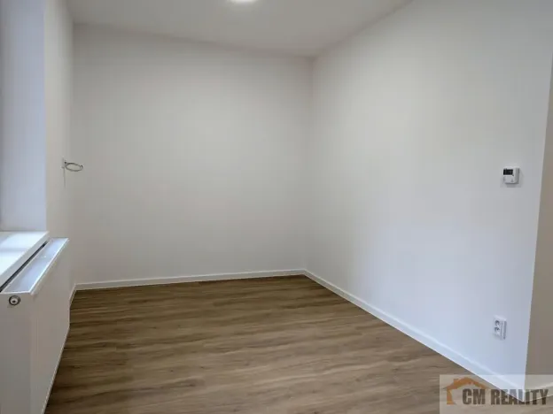 Pronájem bytu 1+kk, Prostějov, Komenského, 24 m2