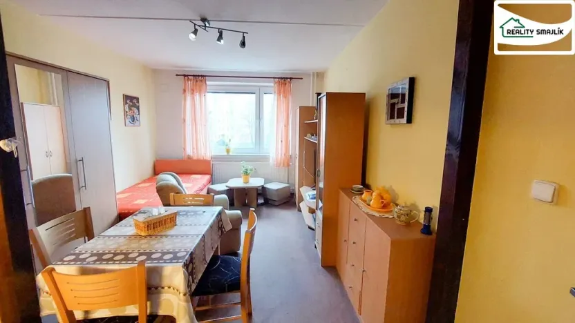 Pronájem bytu 1+kk, Cheb, Přátelství, 22 m2