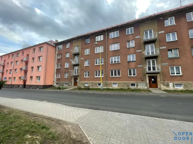 Pronájem bytu 2+kk, Jirkov, Karla Čapka, 51 m2