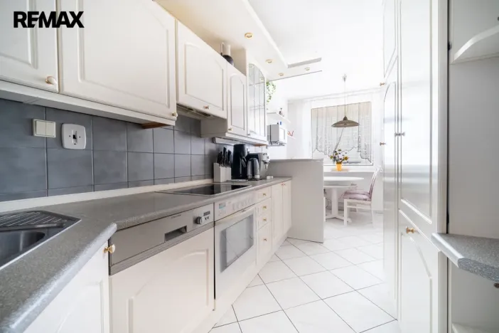 Prodej bytu 4+1, Praha - Vinoř, Uherská, 96 m2