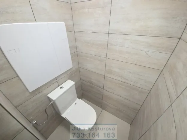 Pronájem bytu 2+1, Krnov - Pod Bezručovým vrchem, Budovatelů, 45 m2