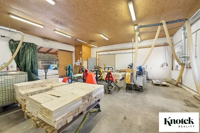 Prodej kanceláře, Račice-Pístovice, 479 m2