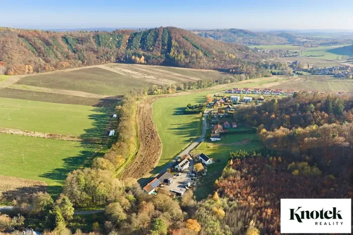 Prodej kanceláře, Račice-Pístovice, 479 m2