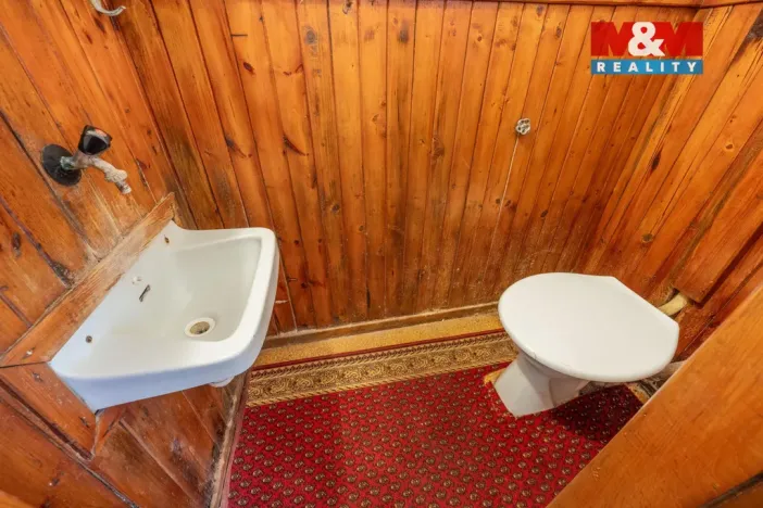 Prodej rodinného domu, Knovíz, 162 m2