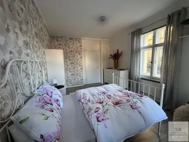 Prodej bytu 2+1, Karlovy Vary, Petřín, 35 m2