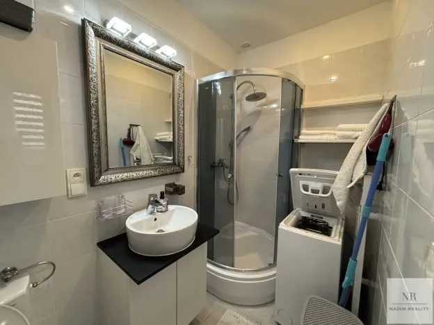 Prodej bytu 2+1, Karlovy Vary, Petřín, 35 m2